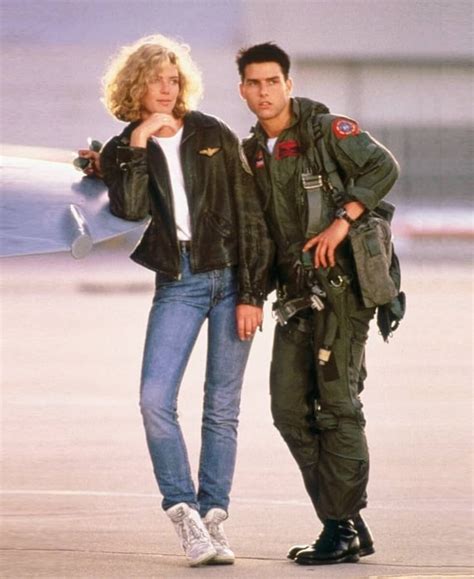 kelly mcgillis height